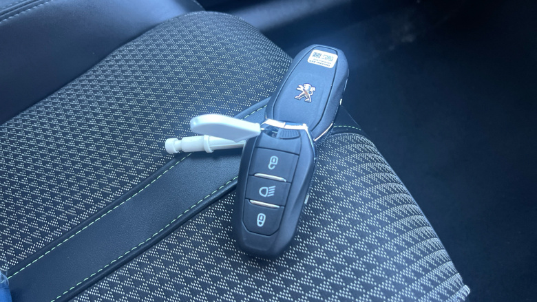 Peugeot 208 1.2 PureTech 100 GT 5dr EAT8 Petrol Hatchback